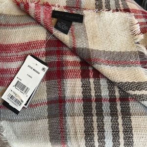 Steve Madden 58” square blanket scarf-NWT
